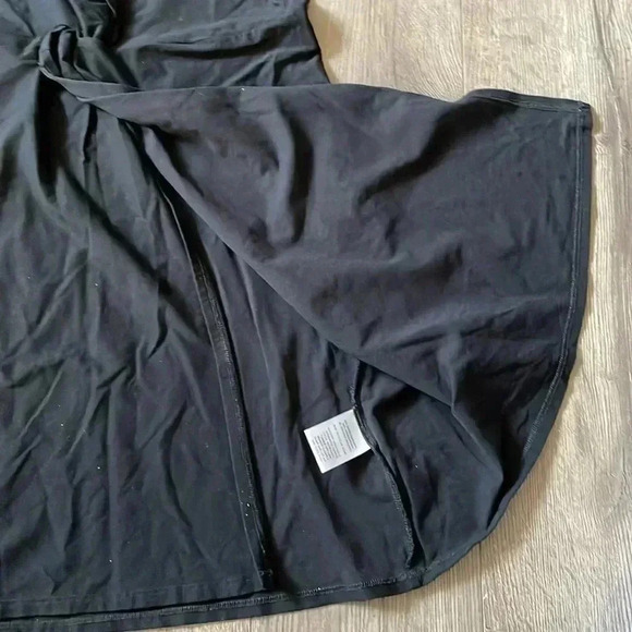 EILEEN FISHER Black  Stretch Twist Front Split Long Rayon/ Nylon Tunic Top-S-EUC - Picture 9 of 9